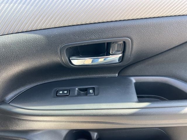 2018 Mitsubishi Outlander ES