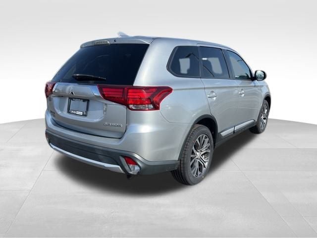 2018 Mitsubishi Outlander ES