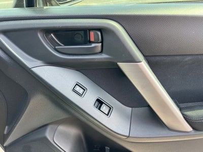 2015 Subaru Forester 2.5i
