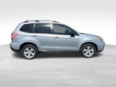 2015 Subaru Forester 2.5i