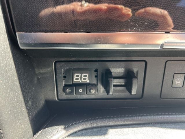2021 Nissan Armada SV