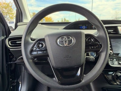 2022 Toyota Prius LE