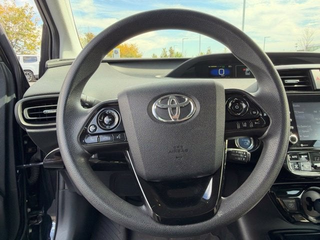 2022 Toyota Prius LE