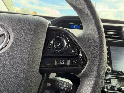 2022 Toyota Prius LE