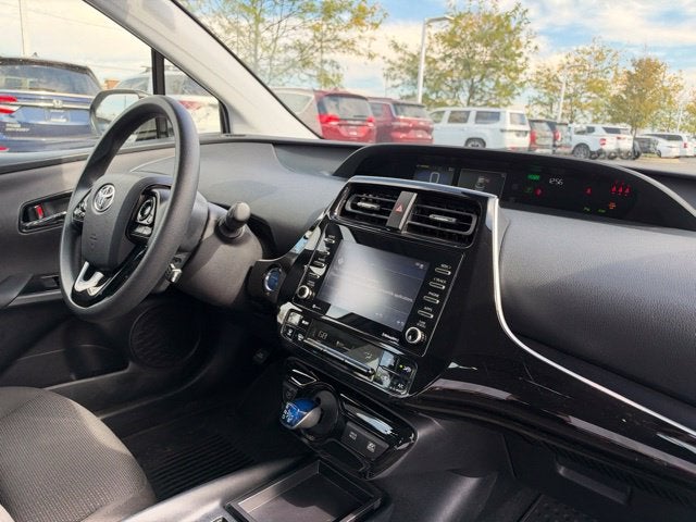 2022 Toyota Prius LE