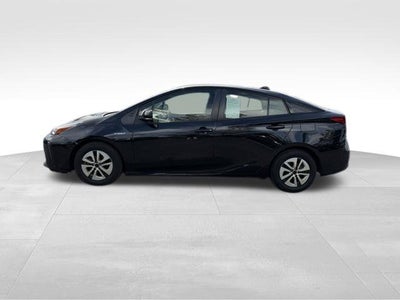 2022 Toyota Prius LE