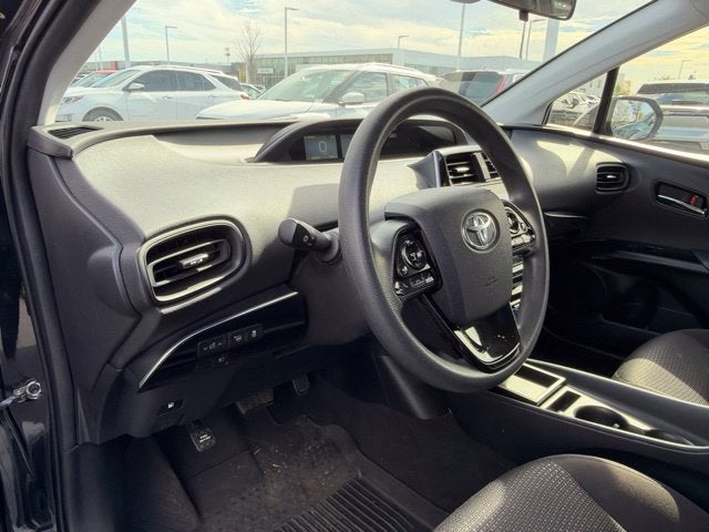 2022 Toyota Prius LE