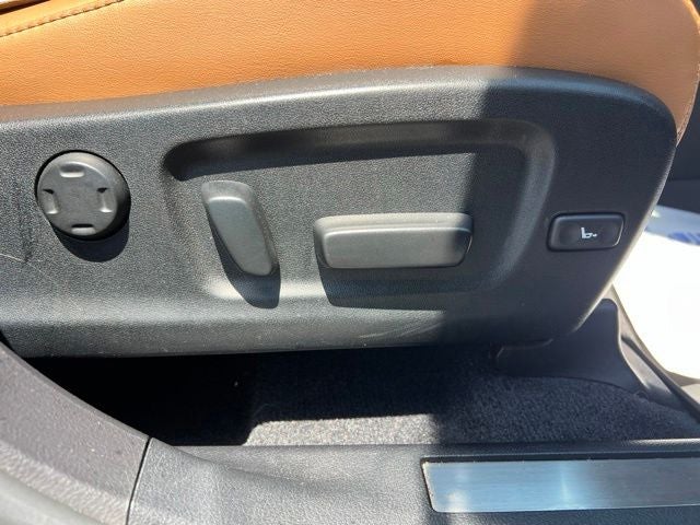 2022 Lexus RX 450hL Luxury
