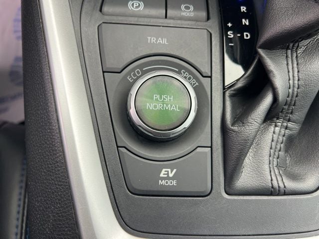 2020 Toyota RAV4 Hybrid XSE