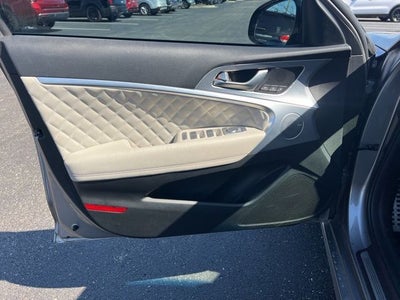 2022 Genesis G70 3.3T