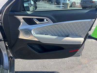 2022 Genesis G70 3.3T