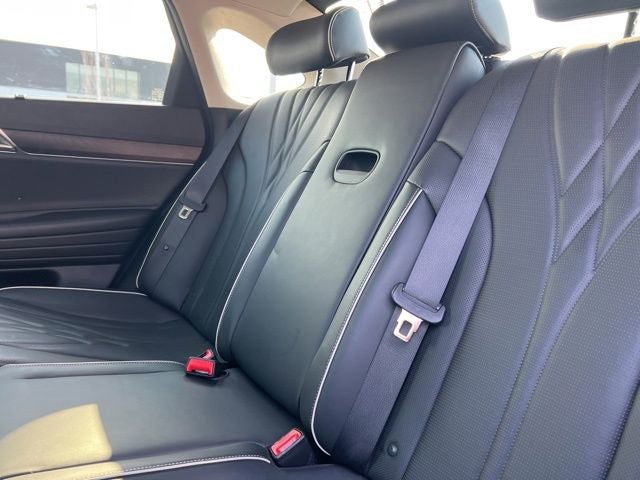 2023 Genesis Electrified G80 Base