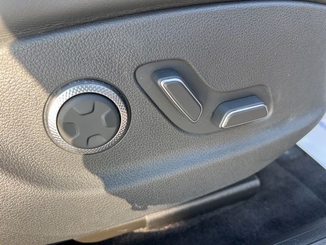 2023 Genesis Electrified G80 Base