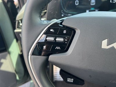 2024 Kia Niro EX Touring