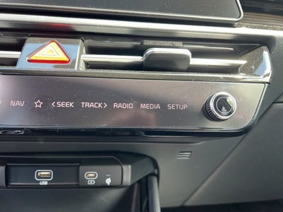 2024 Kia Niro EX Touring