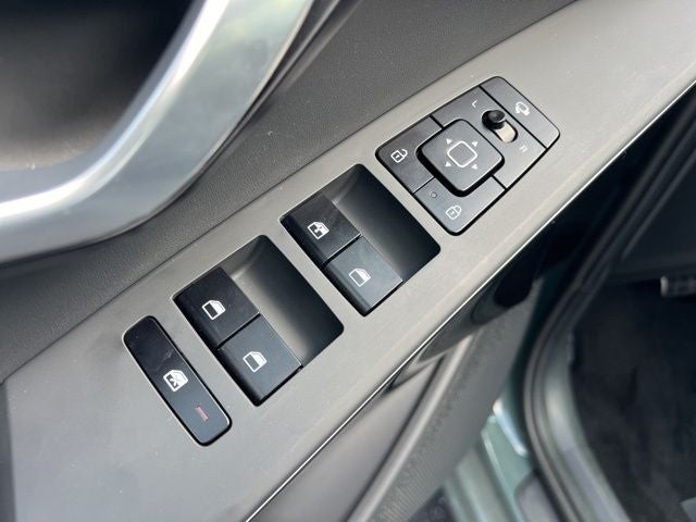 2024 Kia Niro EX Touring