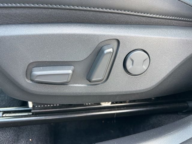 2024 Kia Niro EX Touring