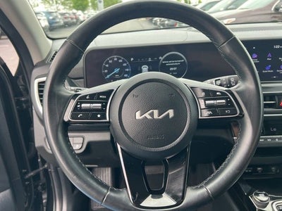 2024 Kia Seltos EX