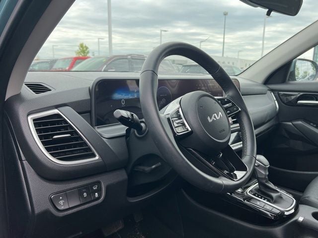 2025 Kia Seltos EX