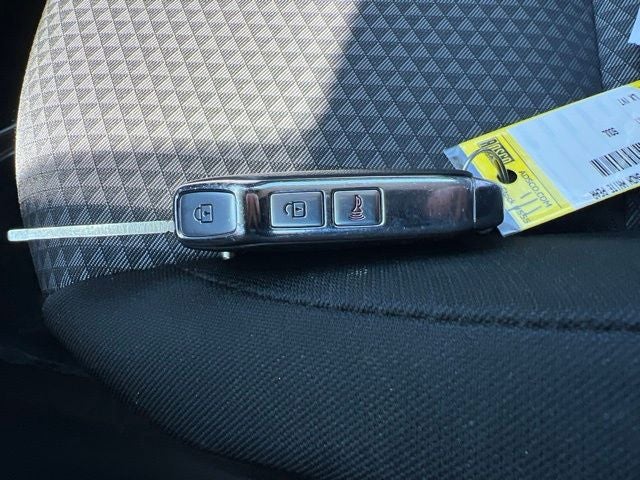 2024 Kia Soul LX - Photo 33
