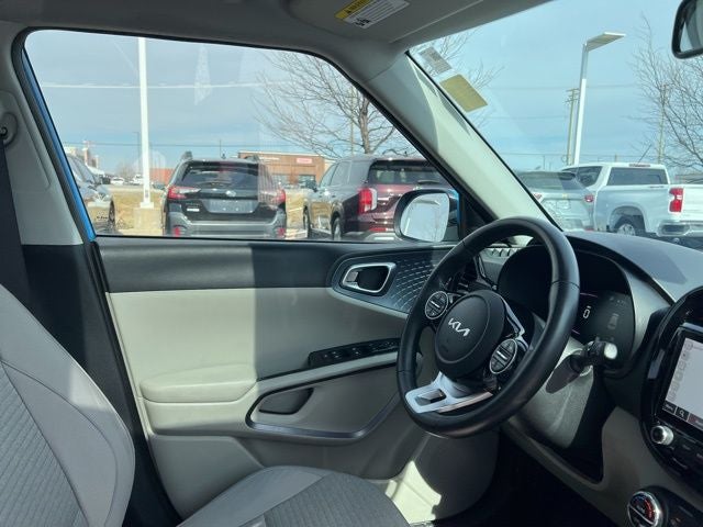 2023 Kia Soul EX