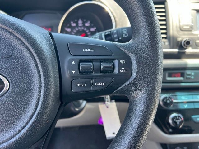 2016 Kia Sedona LX