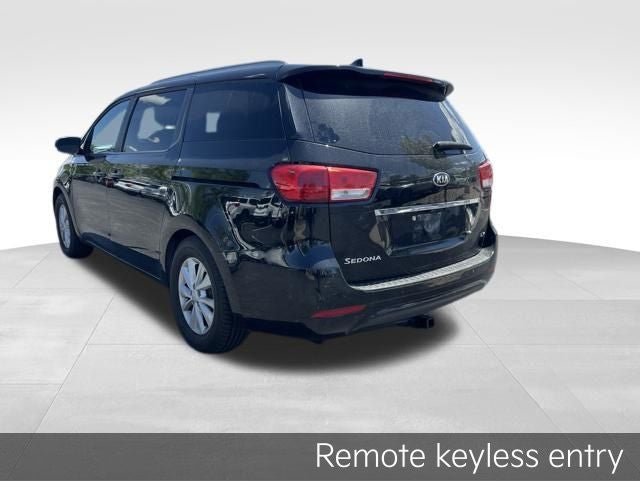 2016 Kia Sedona LX