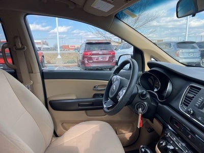 2017 Kia Sedona LX