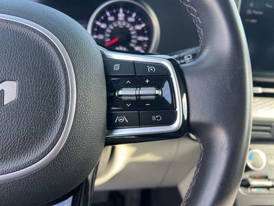 2024 Kia Carnival LX