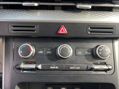 2023 Kia Carnival LX