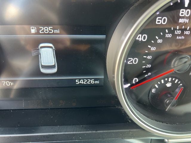 2023 Kia Carnival LX