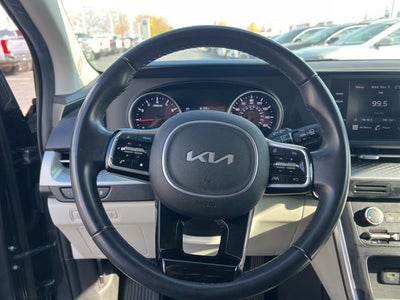 2023 Kia Carnival LX