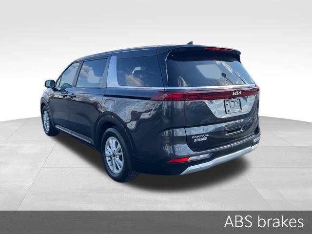 2023 Kia Carnival LX