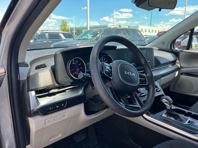 2022 Kia Carnival LX