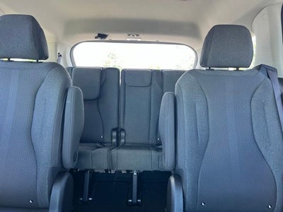2022 Kia Carnival LX