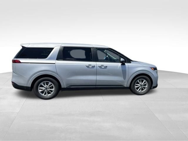 2022 Kia Carnival LX