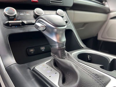 2023 Kia Carnival LX Seat Package