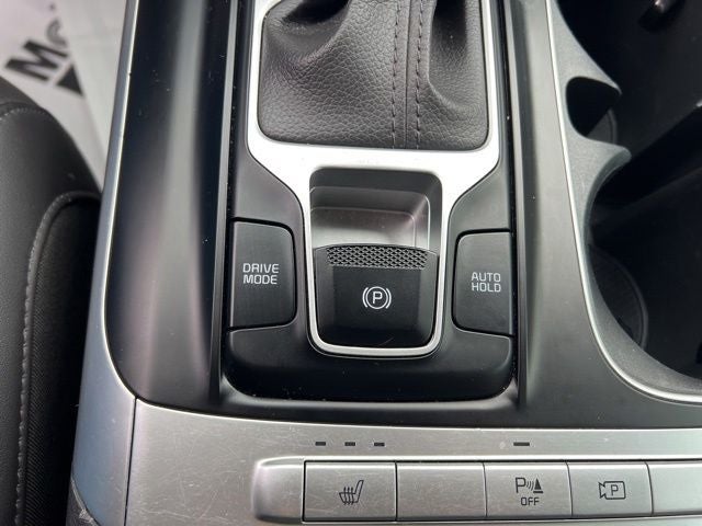 2023 Kia Carnival LX Seat Package