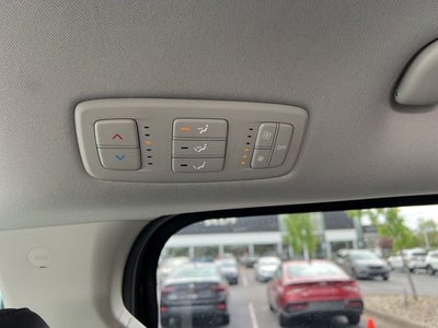 2023 Kia Carnival LX Seat Package