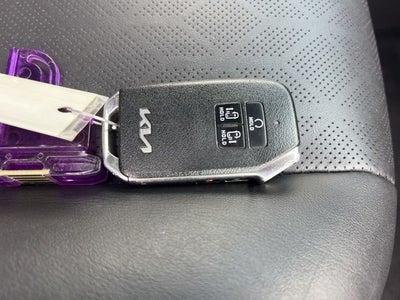 2024 Kia Carnival LX