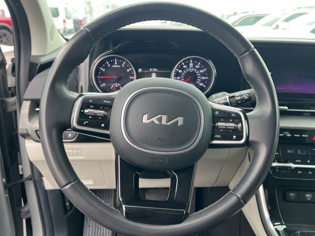 2024 Kia Carnival EX
