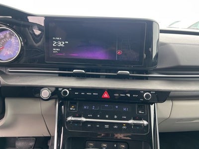 2024 Kia Carnival EX