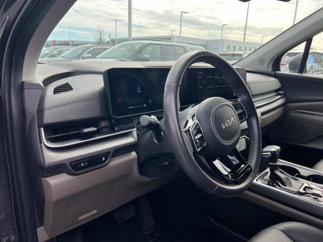 2025 Kia Carnival EX