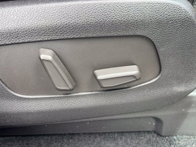 2025 Kia Carnival EX