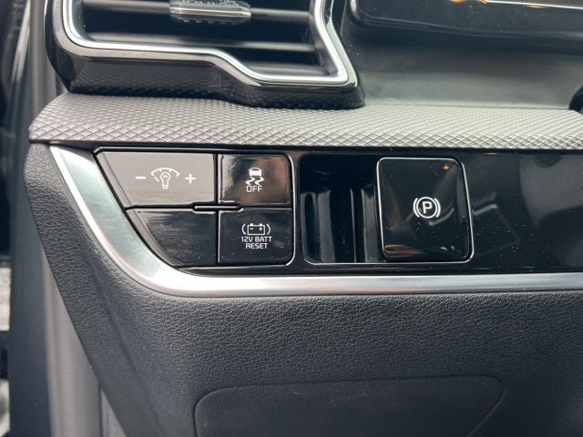 2025 Kia Sportage Hybrid LX