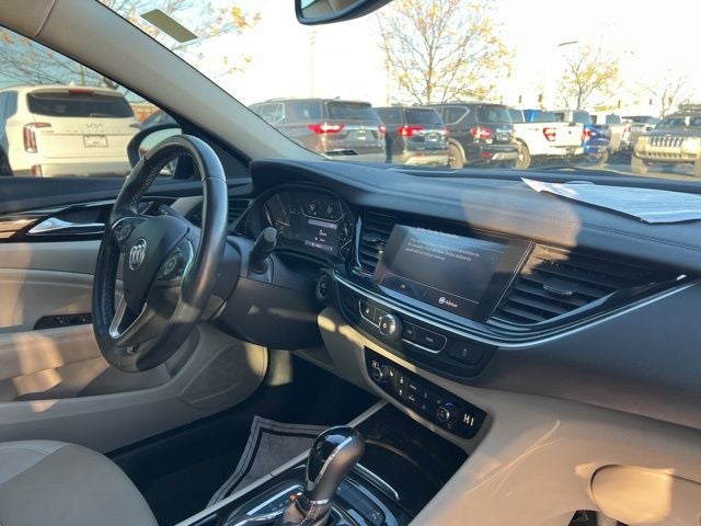 2020 Buick Regal Essence
