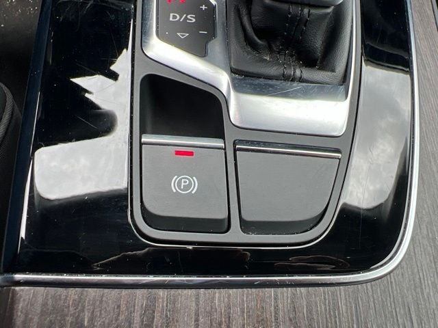 2024 Audi Q5 45 S line Premium quattro