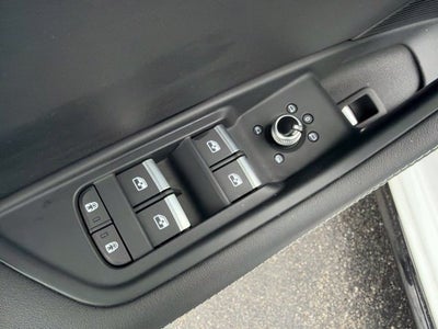 2023 Audi A4 45 S line Prestige quattro