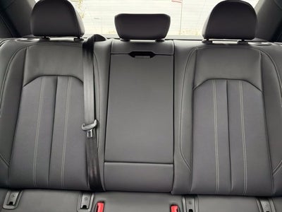 2023 Audi A4 45 S line Prestige quattro