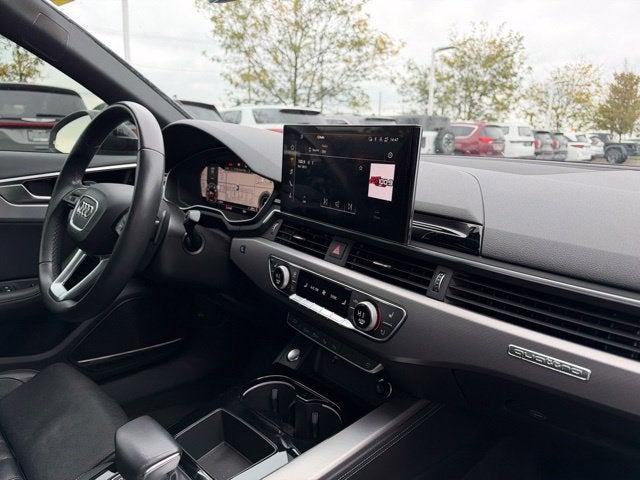 2023 Audi A4 45 S line Prestige quattro